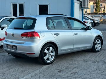 Volkswagen Golf - 3