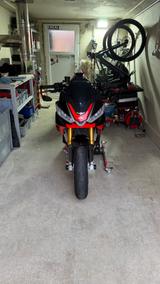 Aprilia Tuono V4 Factory  - APRILIA NAKED BIKE