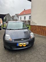 Ford Fiesta 1,4 16V Black Magic Black Magic - Ford Fiesta: Black Magic