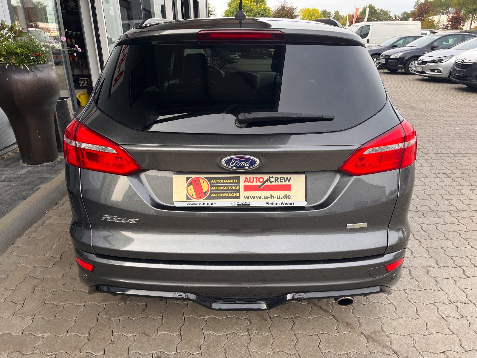 Fahrzeugabbildung Ford Focus Turnier ST-Line 1.5 Turbo Automatik
