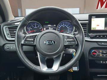 Kia XCeed 1.4 T-GDI DCT Kamera JBL Soundsystem