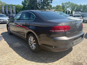 Volkswagen Passat - 6