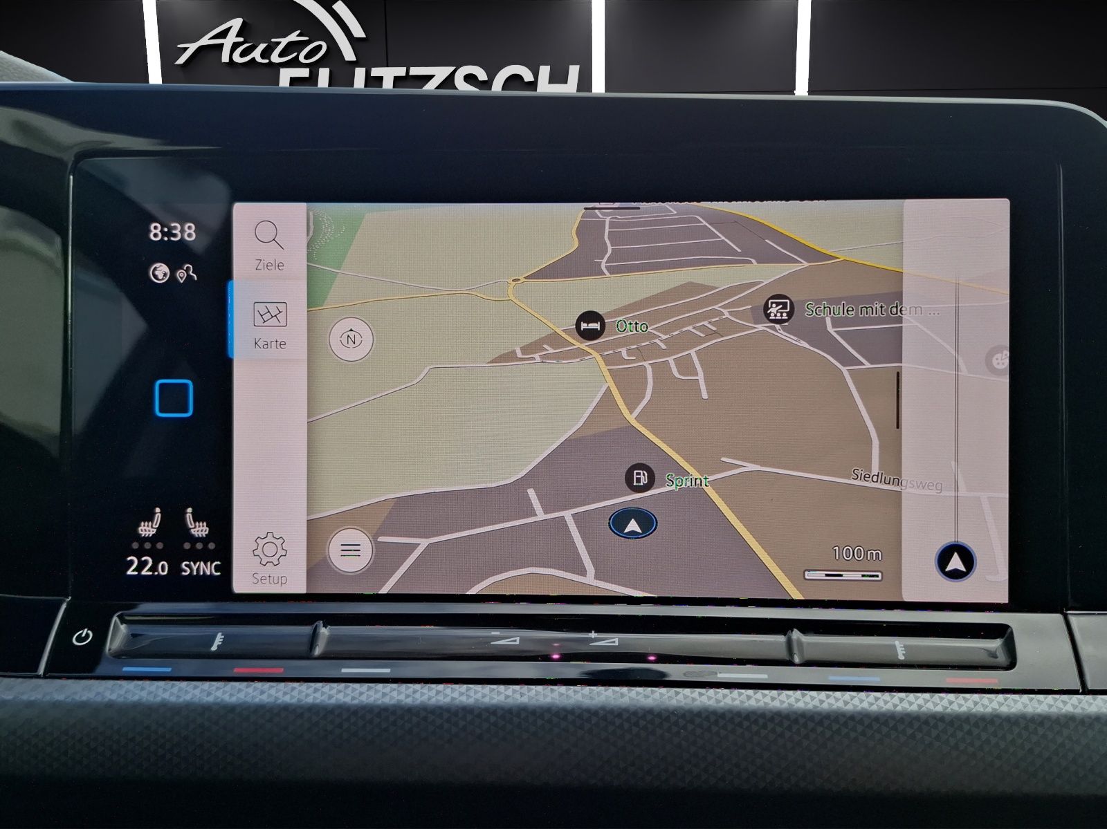 Fahrzeugabbildung Volkswagen Golf VIII TSI Active Standhzg. LEDplus Navi AID
