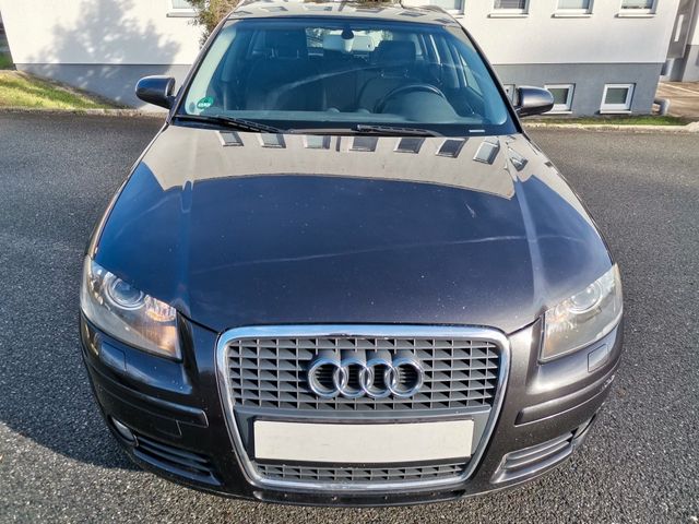 Audi +A3 Sportback+2.0 FSI+Ambition+Klima+Xenon+PDC