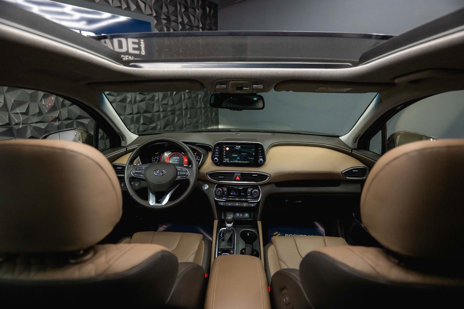 Fahrzeugabbildung Hyundai SANTA FE Premium 4WD 8G *Pano*360*LED*ACC*HUD*