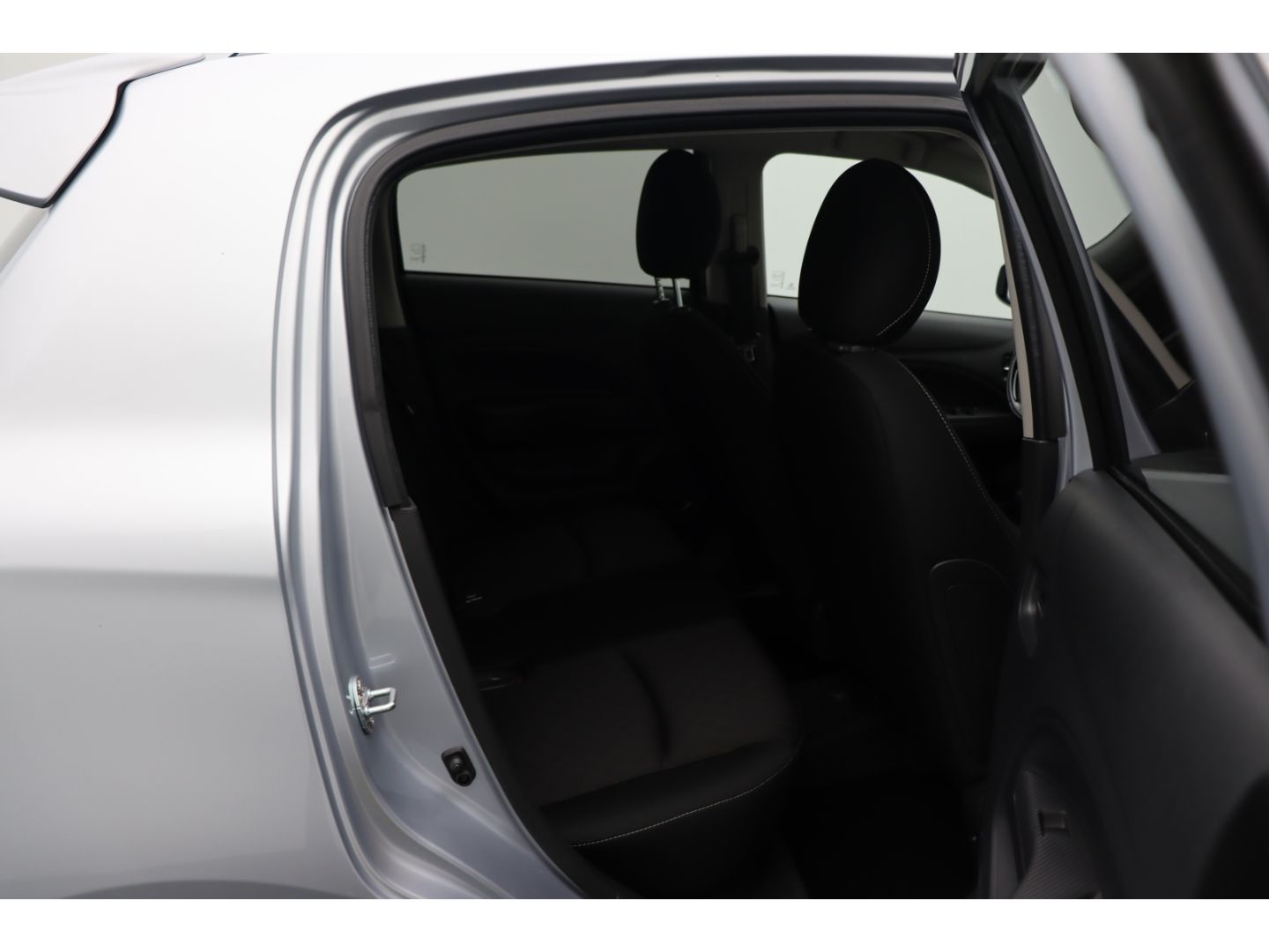 Fahrzeugabbildung Mitsubishi Space Star 1.2 Select+ AppleCP DAB Klimaanlage
