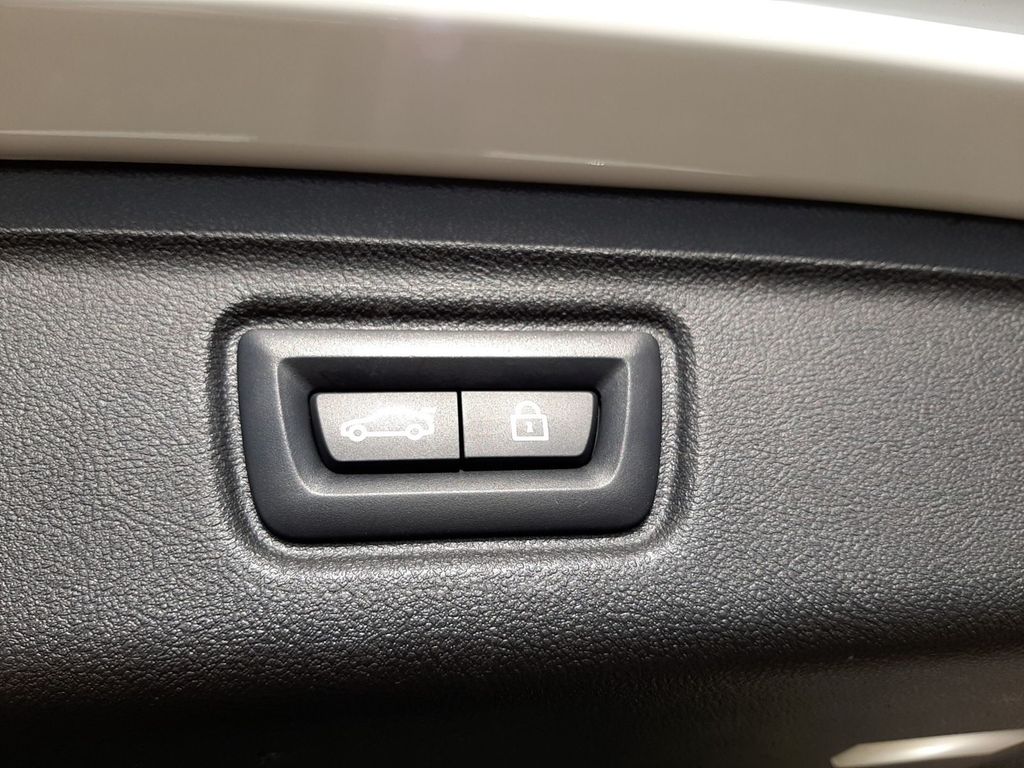 BMW 320 d Touring M-Sport HiFi DAB Komfortzg. Shz uvm