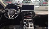 BMW 520 d xDriveTouring Aut.Driving Assistant - BMW 520 in Duisburg