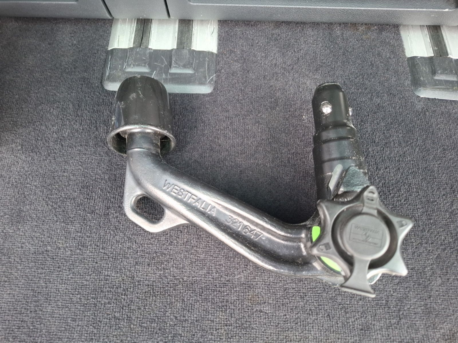 Fahrzeugabbildung Volkswagen T6 Multivan TDI Generation-Six DSG 4M STH AHK LE