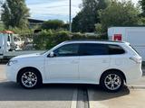 Mitsubishi Outlander + 4WD+TÜV+Automatik+Xenon+Leder - Mitsubishi Outlander mit Diesel-Antrieb: Allradantrieb, Geländewagen, Automatik