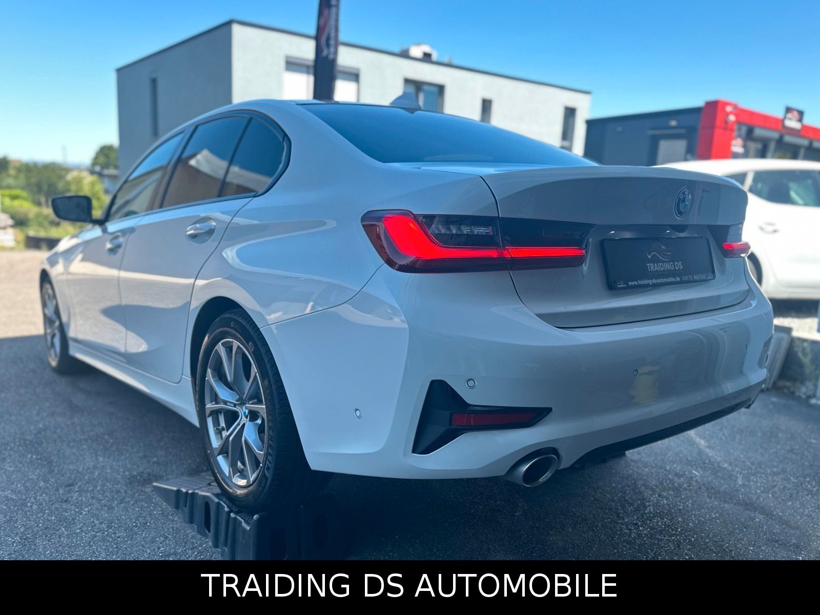 BMW 318i -Sport Line- | AMBIENETE | 5 JA. GARANTIE foto 5