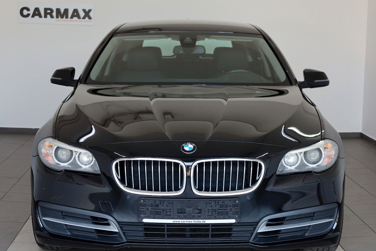 Fahrzeugabbildung BMW 525 d xDrive Touring,Navi,SH,Harman-Kardon,SR+WR