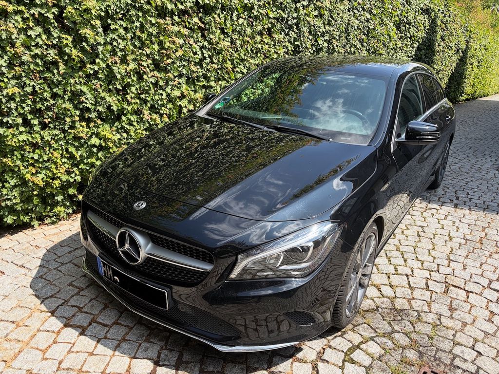 Image of Mercedes-Benz CLA 200 Shooting Brake