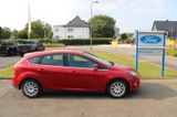 Ford Focus Lim. Tit. 1.6l Ecob.+WinterP+Start Stopp - Ford Focus aus 2011: ST