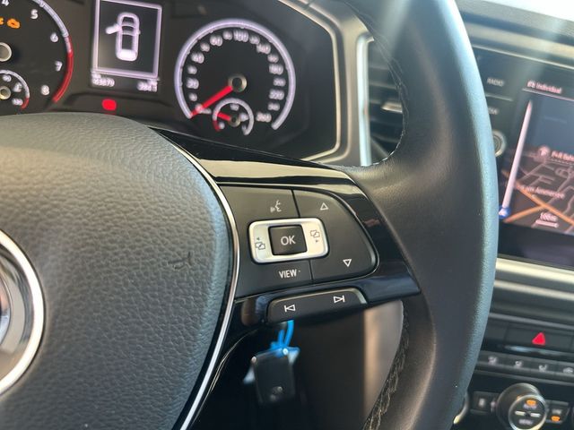 Volkswagen T-Roc 1.0TSI Active LED Navi StHz Kamera el.Heck