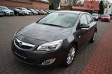 Opel Astra J Lim. 5-trg. 150 Jahre Opel - Opel Astra 150 jahre mit Benzin-Antrieb