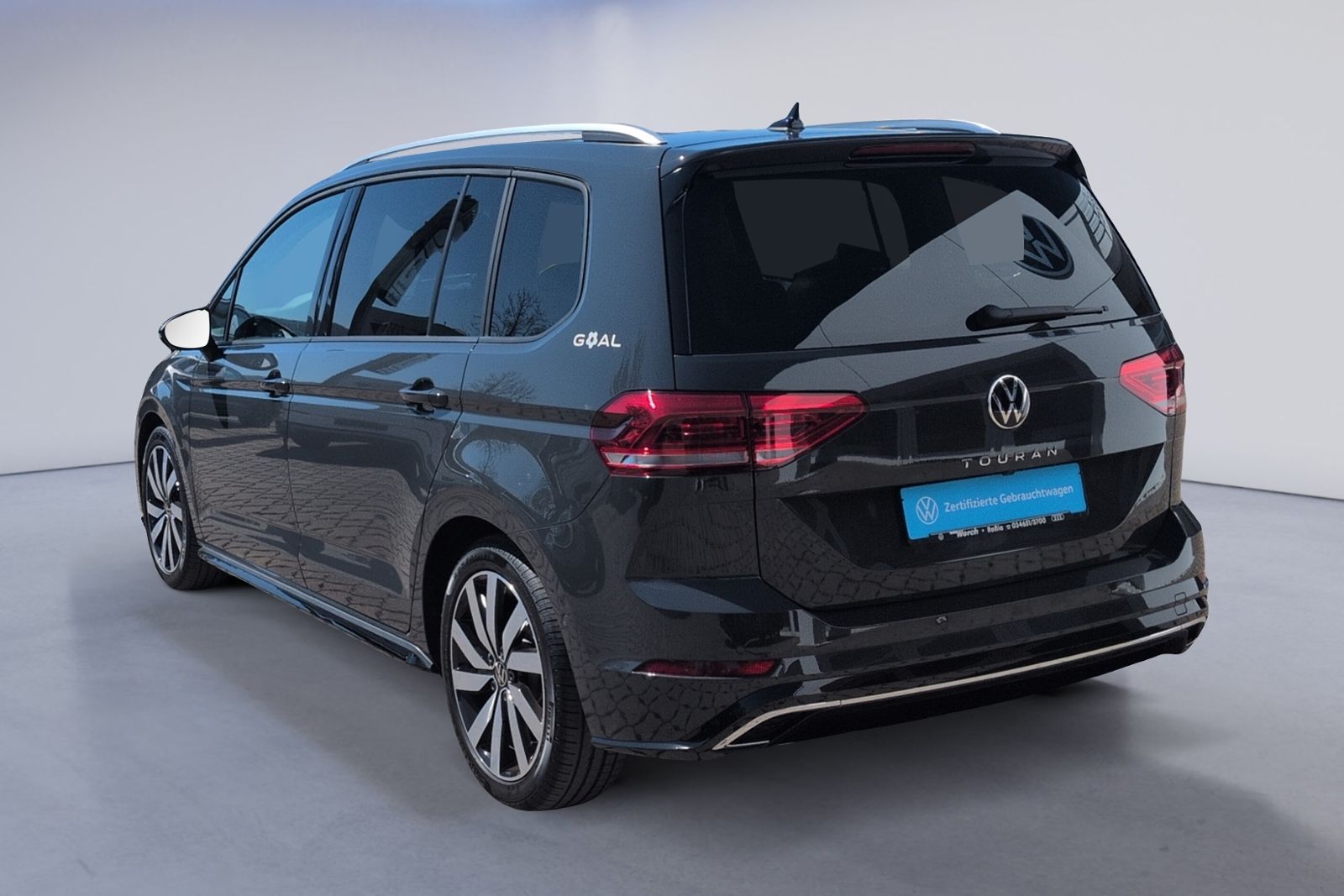 Touran 1.5 TSI DSG R line PANO+RFK+7SITZE+AHK+