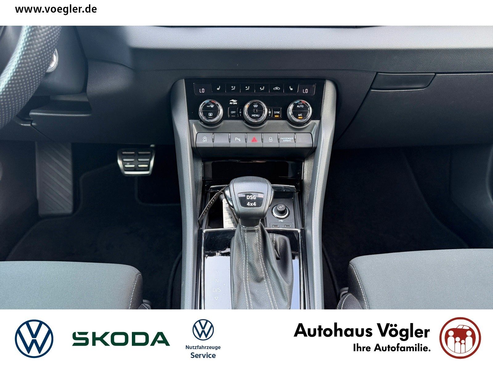 Karoq 2,0 TSI 4x4 Sportline AHK Kamera Navi ACC