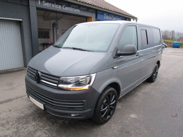 Volkswagen T6 Transporter Kombi/ Camper