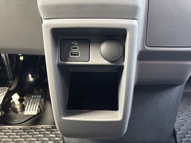 TRANSPORTER KASTEN PLUS 2.0 TD AZV+NAVI+LED+APP
