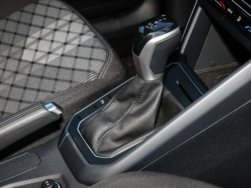 Volkswagen Taigo 1.0 TSI DSG R-Line AHK/RFK/Navi, миниатюра 9