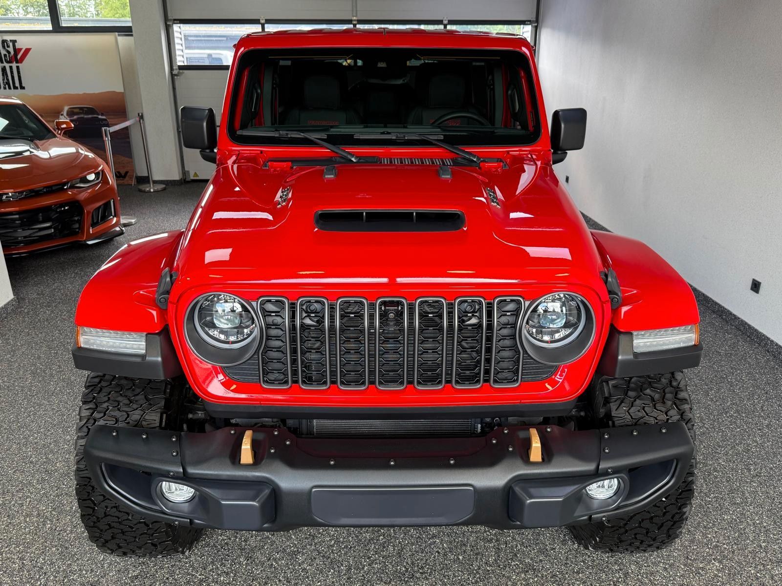 Fahrzeugabbildung Jeep RUBICON 392-6.4L HEMI V8-AHK 3500KG-35"