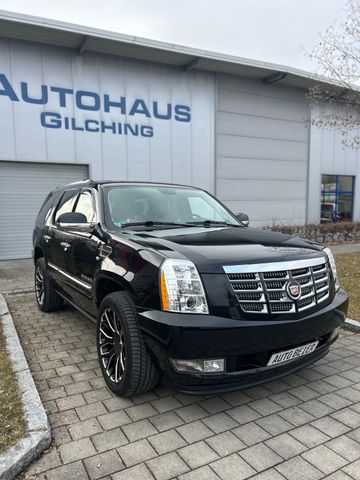 Cadillac Escalade GMT926 Platinum 6.2L V8