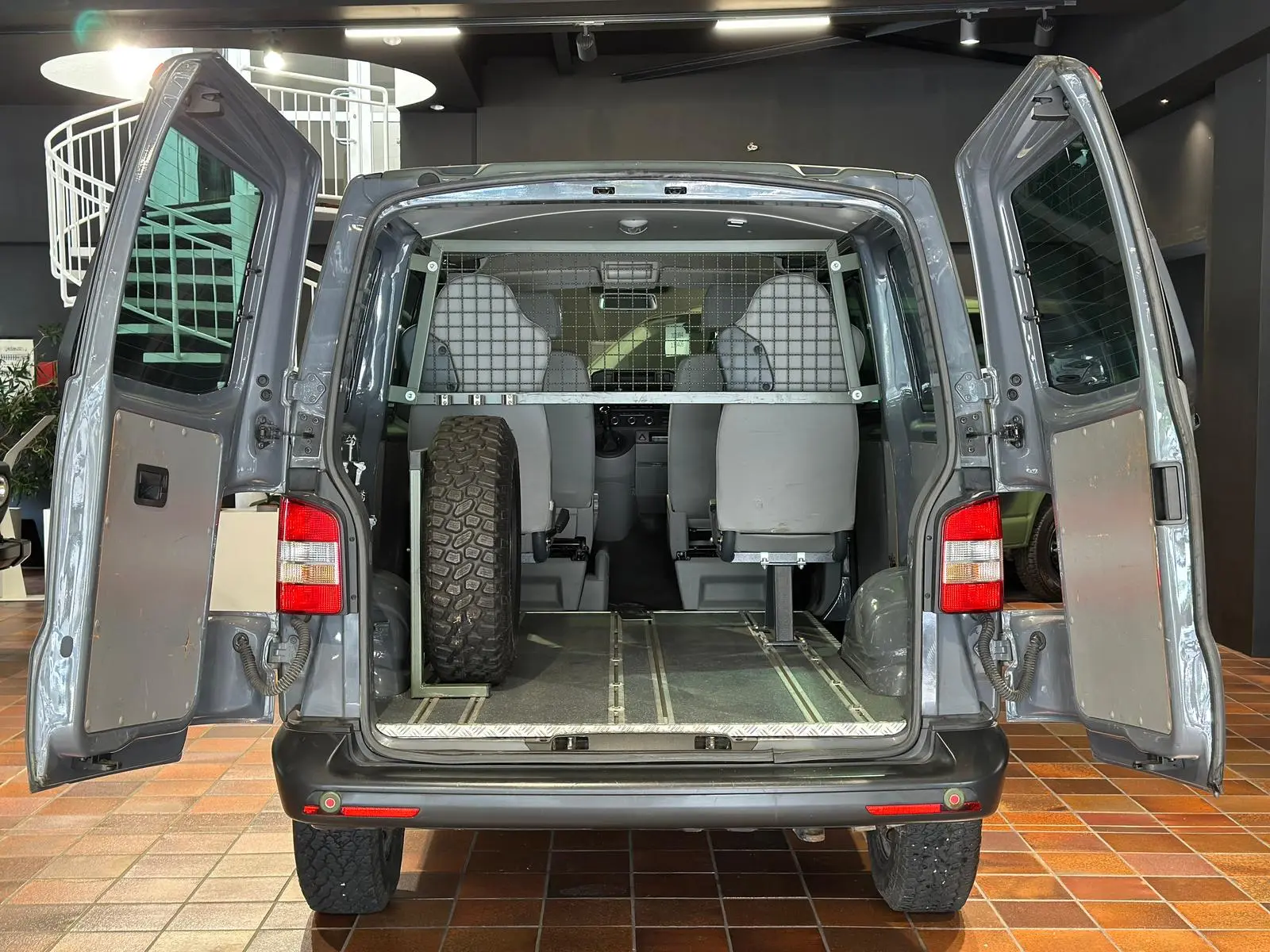 Volkswagen T5 WIDDER 4MOTION ROCKTON SEIKEL BUNDESWEHR OFFR