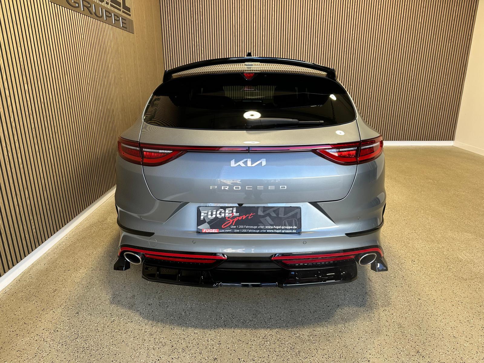 Kia ProCee'd 1.6 T-GDI DCT GT Fugel Sport Bastuck