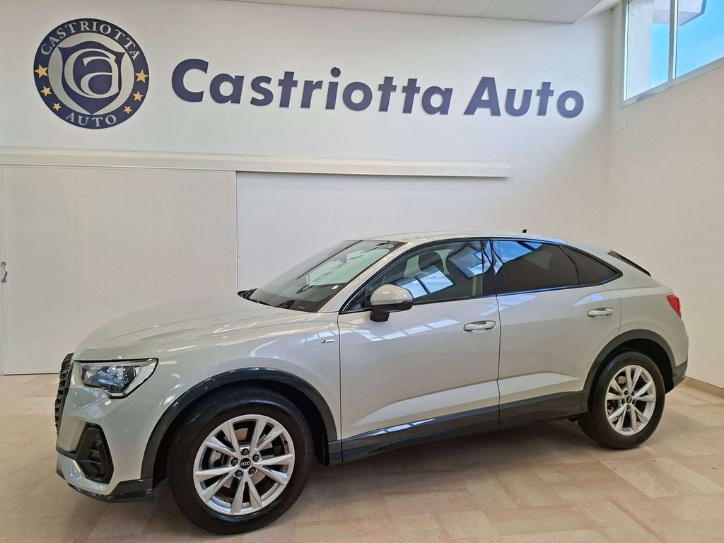 Image of Audi Q3