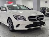 Mercedes-Benz CLA 250 CLA -Klasse Shooting Brake CLA 250 - Mercedes-Benz CLA 250 mit Benzin-Antrieb: Automatik