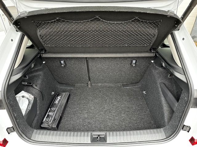 Kamiq Selection 1.0TSI 116 PS 5J GAR,CARPLAY;LED