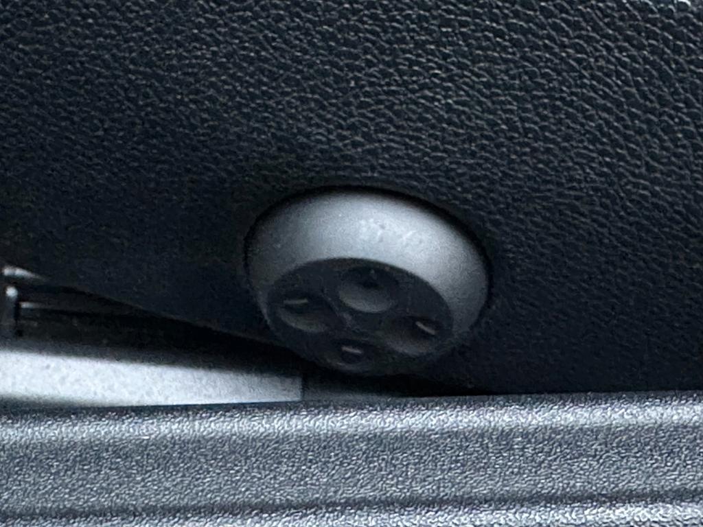 Mercedes-Benz SLC 300