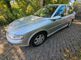 Opel Vectra 61000 km Automatik - gebrauchte Opel Vectra aus dem Jahr 2001
