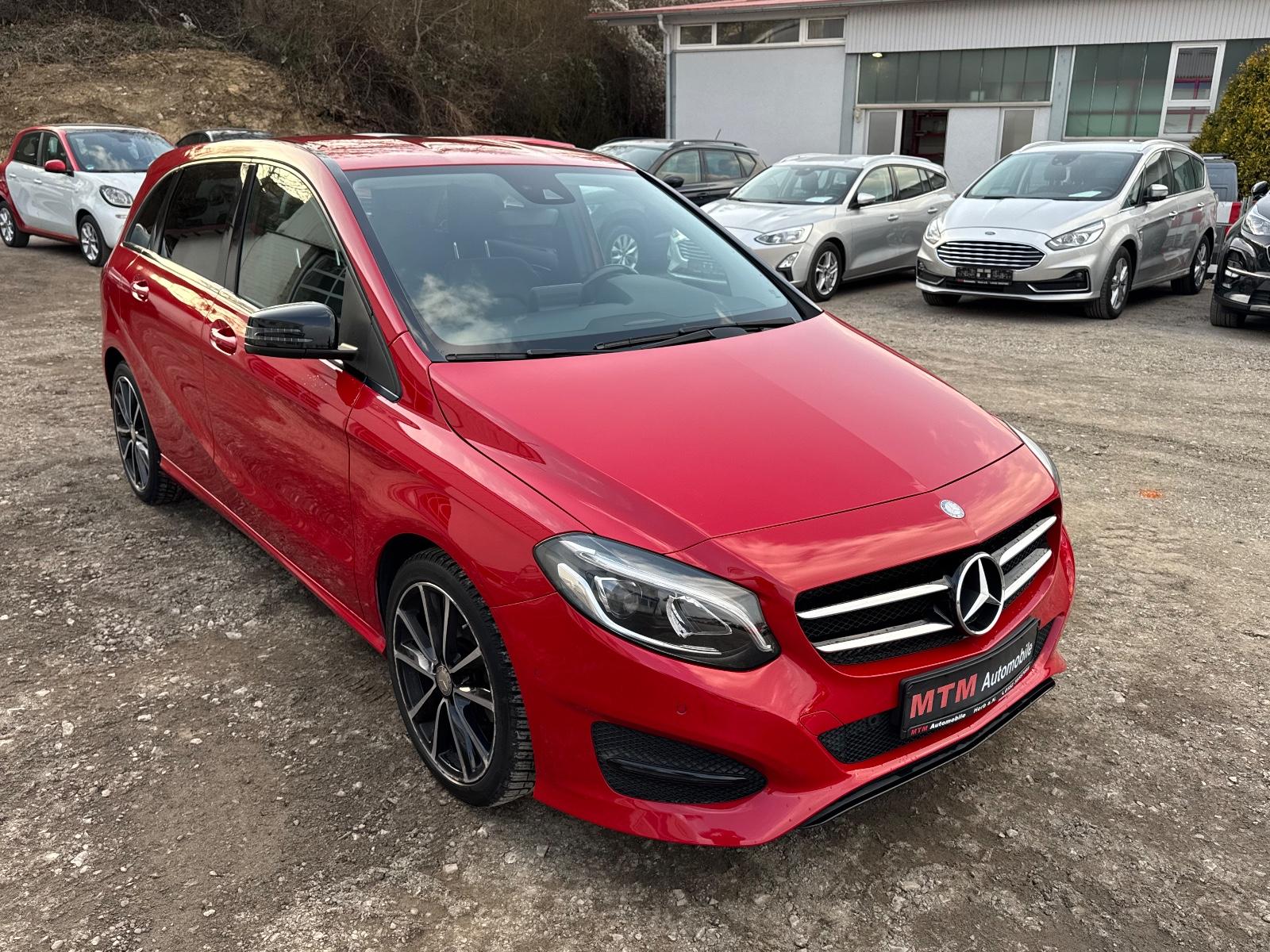 Mercedes-Benz B 180 BlueEfficiency Navi LED Teilleder Ahk