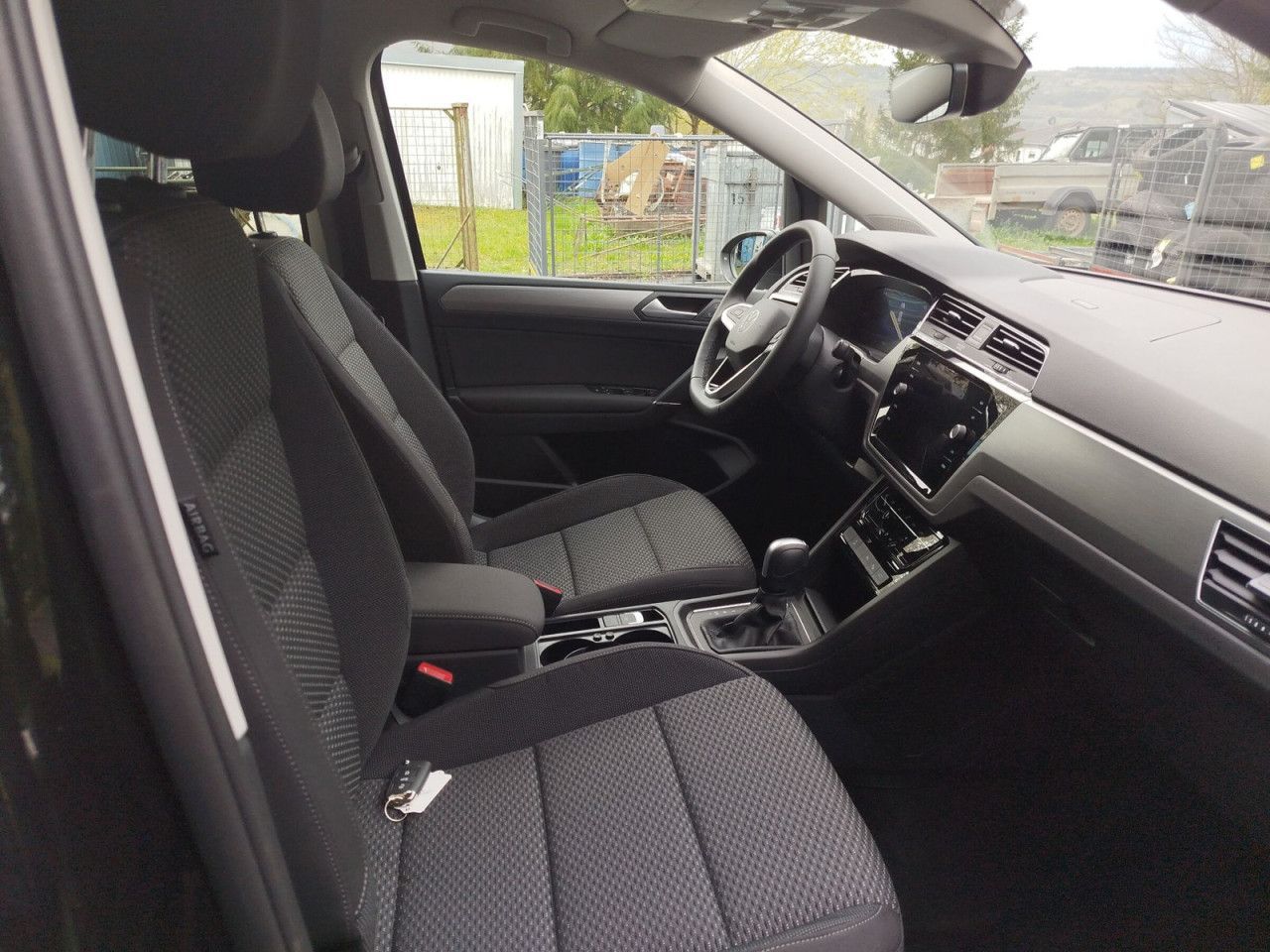 Fahrzeugabbildung Volkswagen Touran Comfortline 1.5 l TSI OPF 110 kW (150 PS)