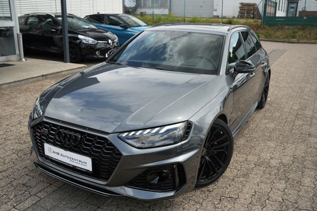 Audi RS4 Avant 2.9 TFSI quattro*360°*MASSAGE*DAB*PANO