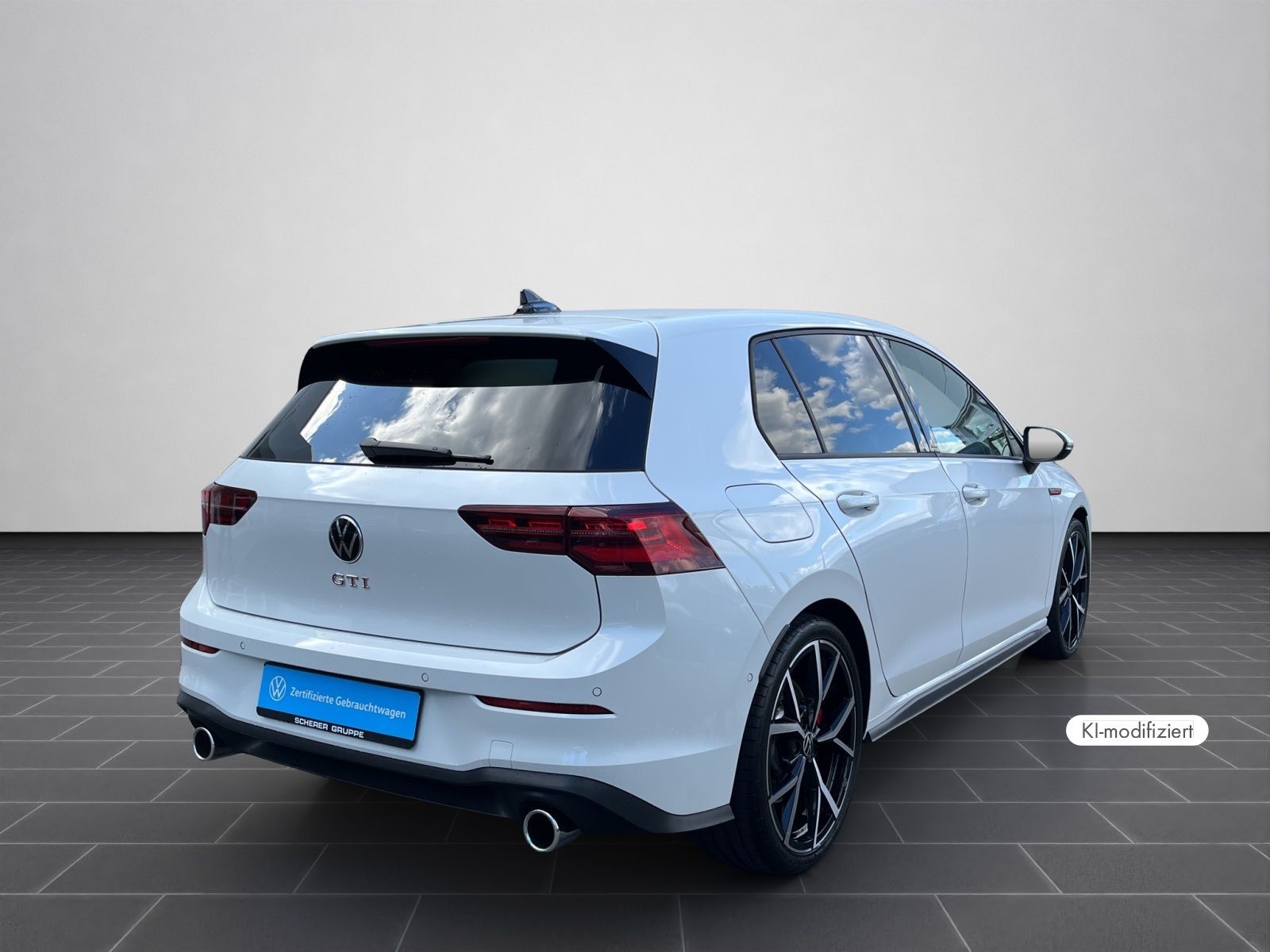 Volkswagen Golf VIII GTI 2.0 TSI 245 PS DSG GTI DCC PANO foto 3