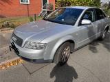 Audi A4 2.0 - - Audi A4 aus 2001: 2.0