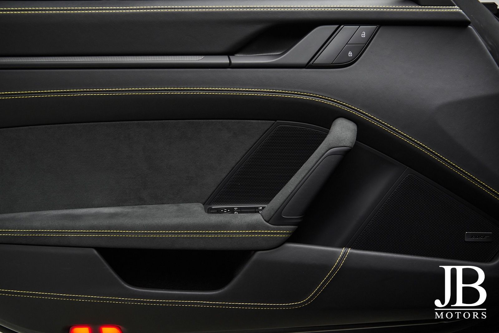 Fahrzeugabbildung Porsche 992.1 GT3 PTS PCCB Lift 18-Wege BOSE Carbon