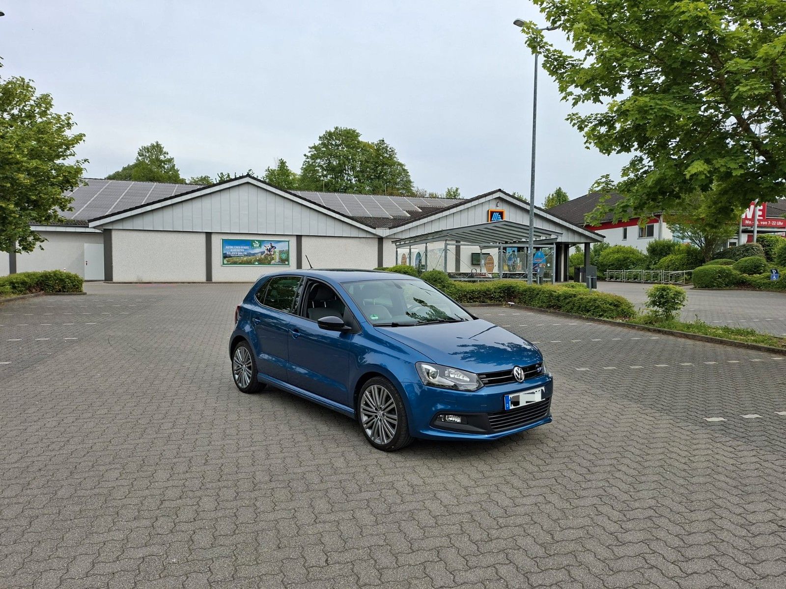 VW Polo 1.4 TSI ACT DSG BlueGT 8fach bereift
