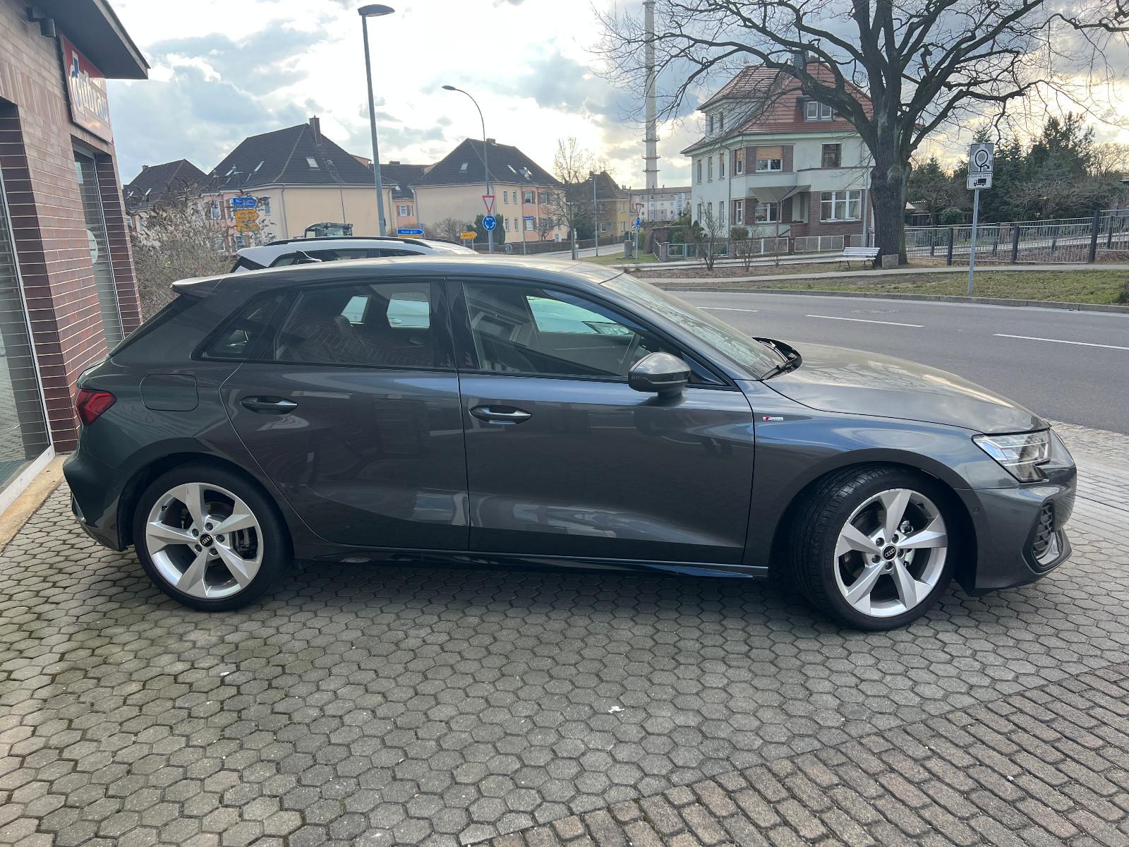 Audi A3 SB 35 TFSI S line, Matrix, Panorama, ACC