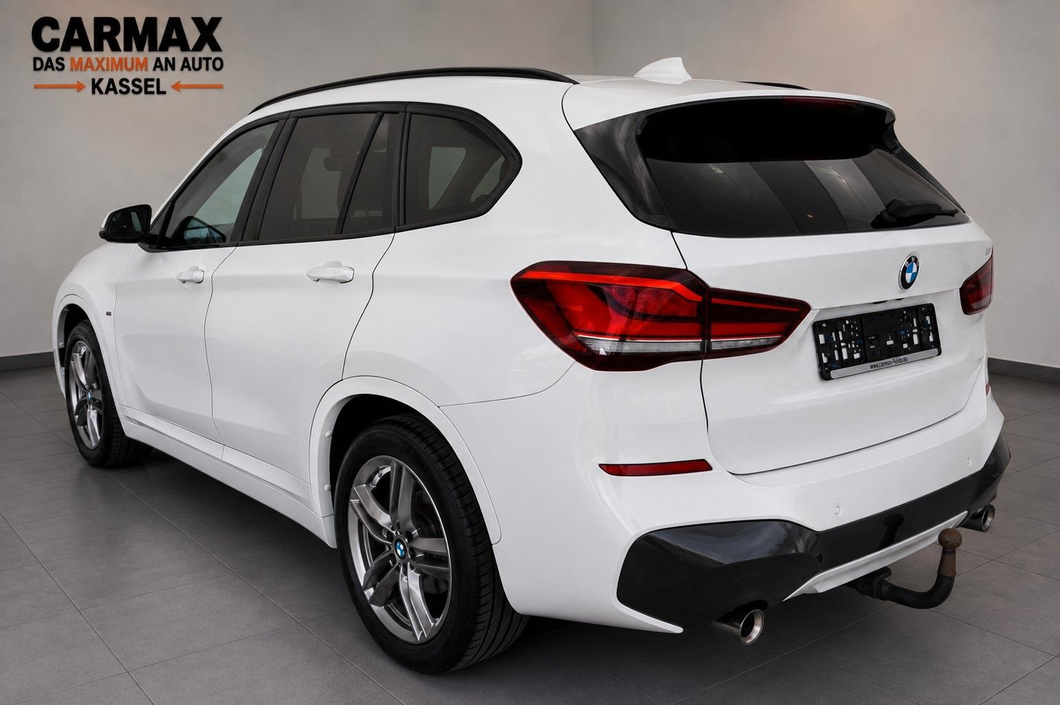 Fahrzeugabbildung BMW X1 sDrive 20 i M Sport,LED,Kamera,AHK, 8 fach be