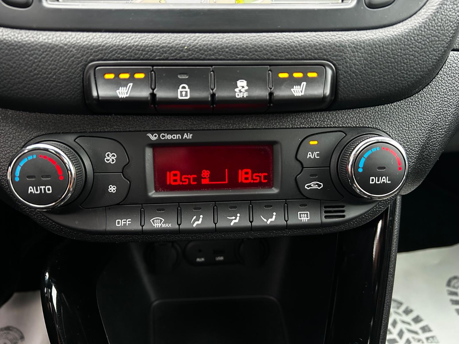 Kia Ceed 1.6 T-GDI GT-Track*PANO*KEYLESS*NAP*RFK*