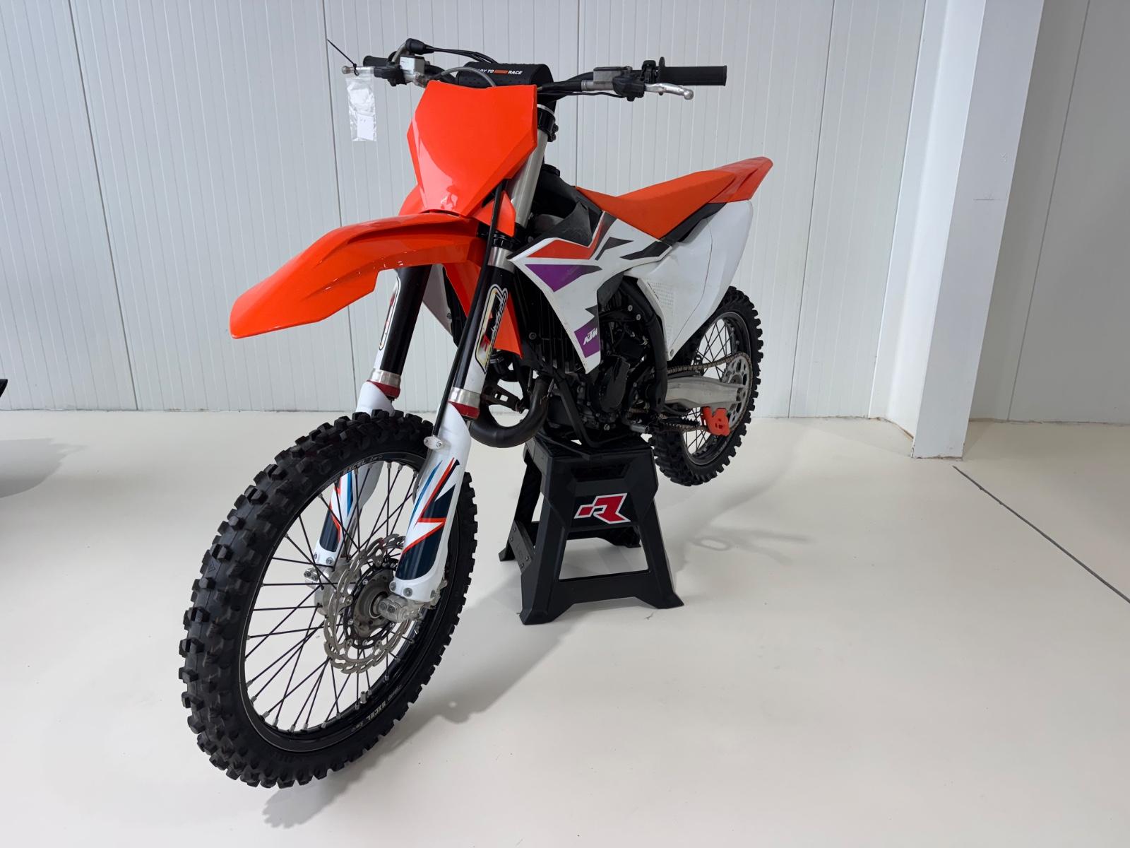 KTM SX 125 /  Modell 2024 38BH mit HGS