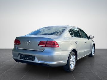 Volkswagen Passat - 5