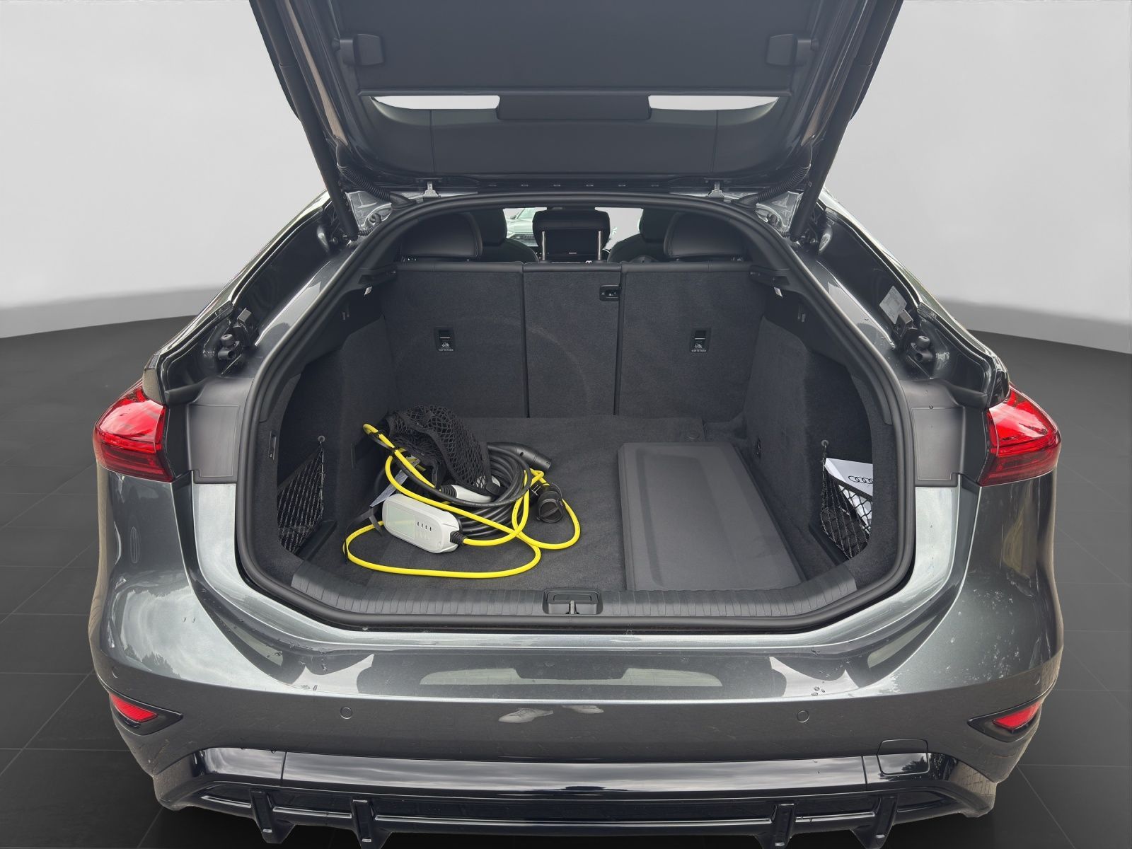 Audi A6 e-tron - Bild 18