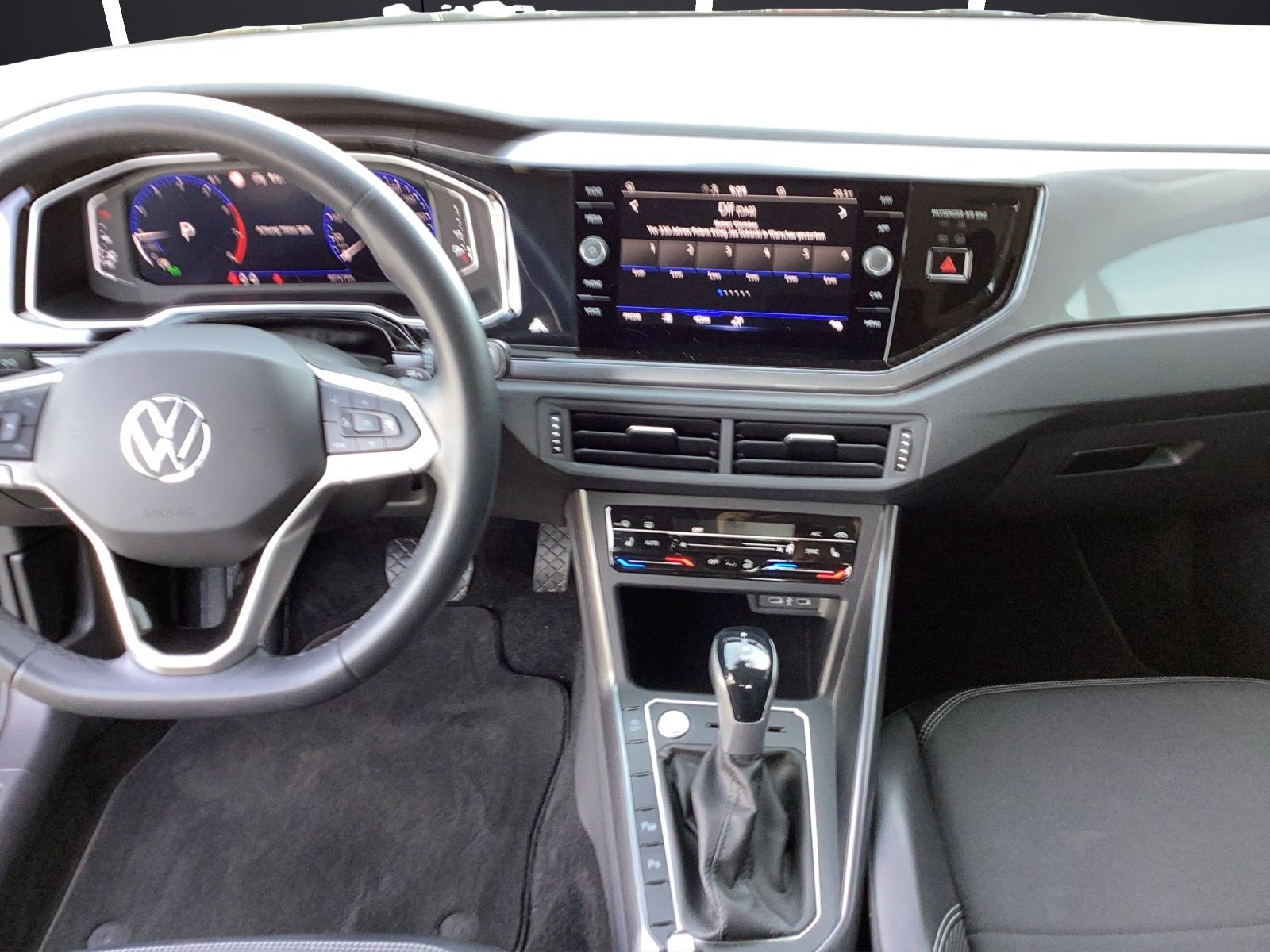 Fahrzeugabbildung Volkswagen Taigo TSI Style DSG Matrix AHK Navi AID ACC RFK