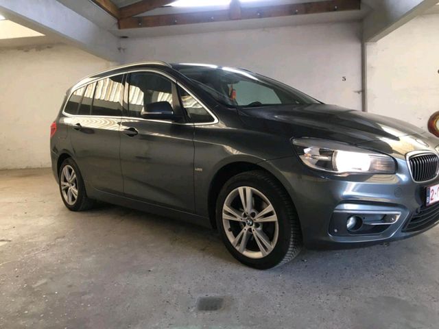 BMW 218D GRAND TOURER ( 7 sitzer)