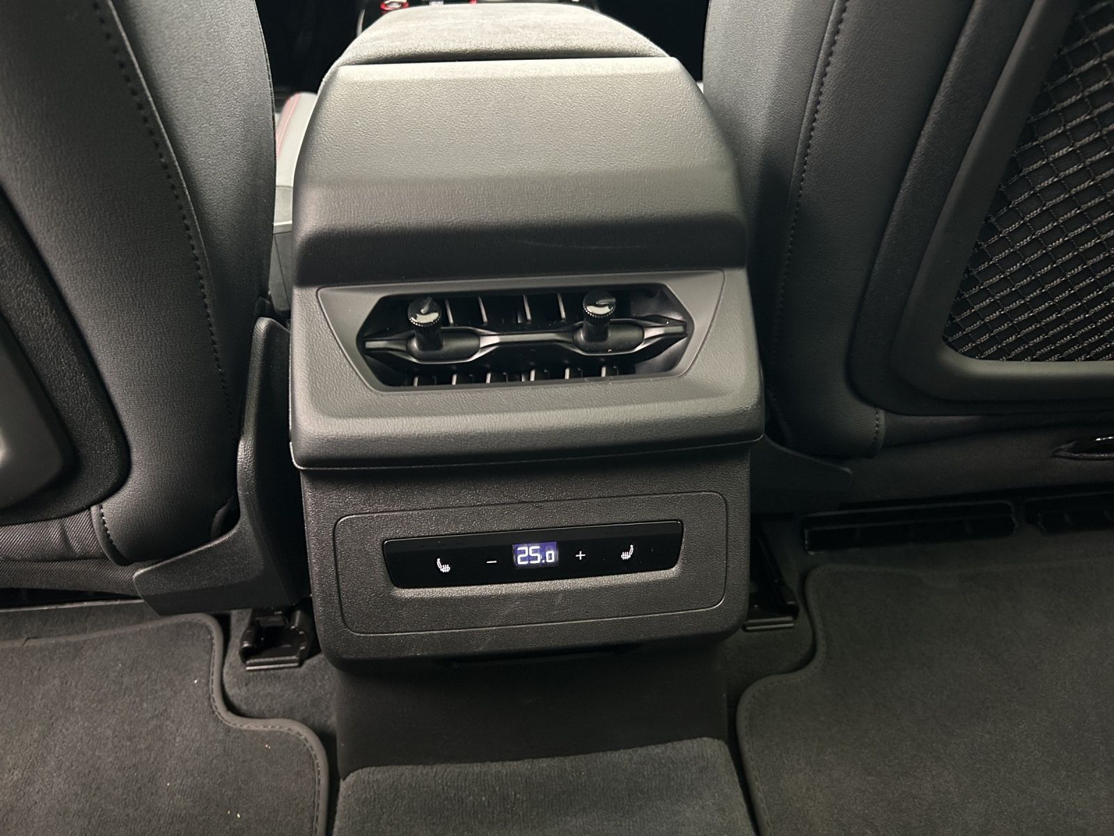 Audi A6 e-tron - Bild 16